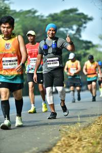 BIB: 46676, 42909
                            <button type="button" onclick="openModal(10136102)" class="btn btn-primary btn-sm float-right btn-popup" data-toggle="modal" data-target=".modal-high-quality">
                        <i class="fas fa-shopping-cart"></i> Add to Cart
                    </button>
                                            <button type="button" onclick="isThisMe(10136102, true)" class="btn btn-success btn-sm float-right btn-popup btn-isme hidden" data-toggle="tooltip" data-placement="bottom" title="นี่คือรูปของคุณใช่ไหม คลิกที่นี่เพื่อเอาเข้าอัลบั้ม">
                        <i class="fas fa-plus"></i> Add to album
                    </button>
                    <button type="button" onclick="isThisMe(10136102, false)" class="btn btn-warning btn-sm float-right btn-popup btn-isnotme hidden">
                        <i class="fas fa-ban"></i> Remove from album
                    </button>